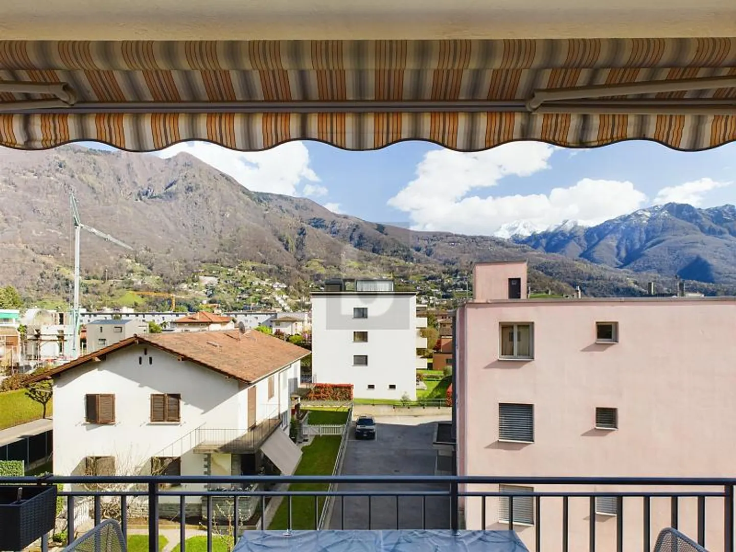 AL CENTRO, SPAZIOSO E MODERNO - Foto 1 di 6