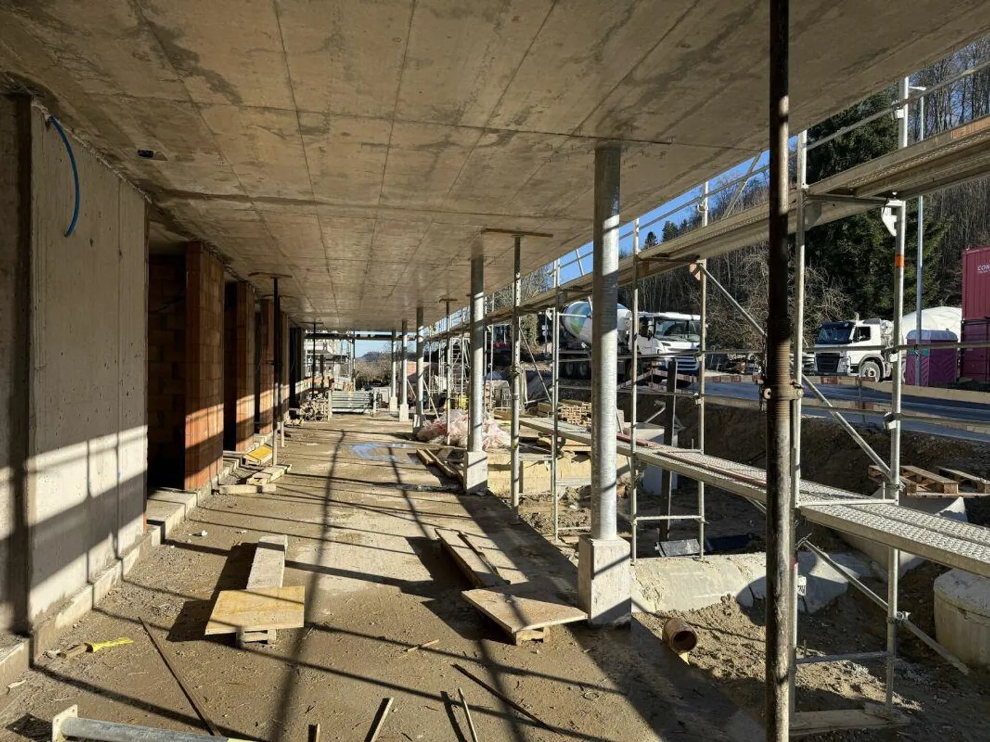 Modern Ground Floor Apartment - Photo 11 of 13