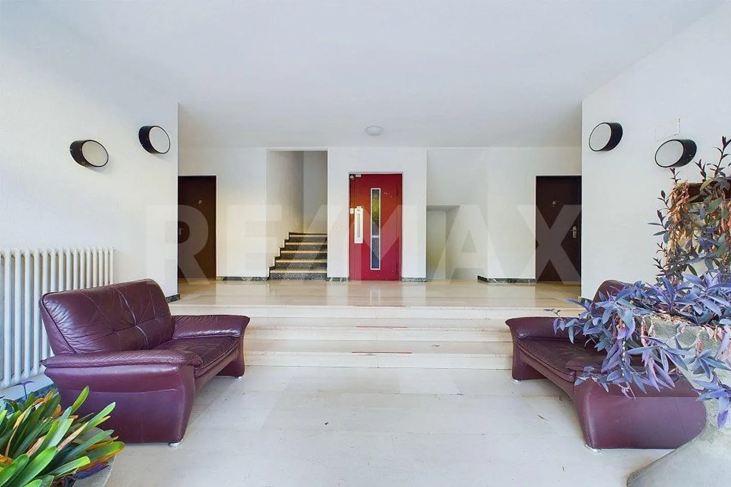 Proprietà di rendimento - 3 appartamenti all'ultimo piano con vista a 360 gradi - Foto 3 di 13