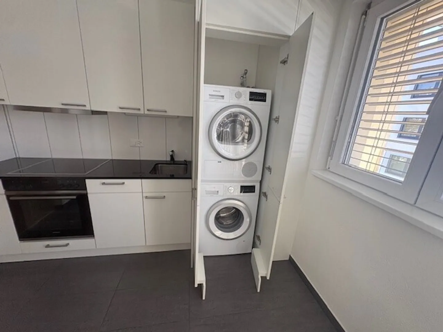 Renoviert - ideale Lage - Balkon - Foto 2 von 6