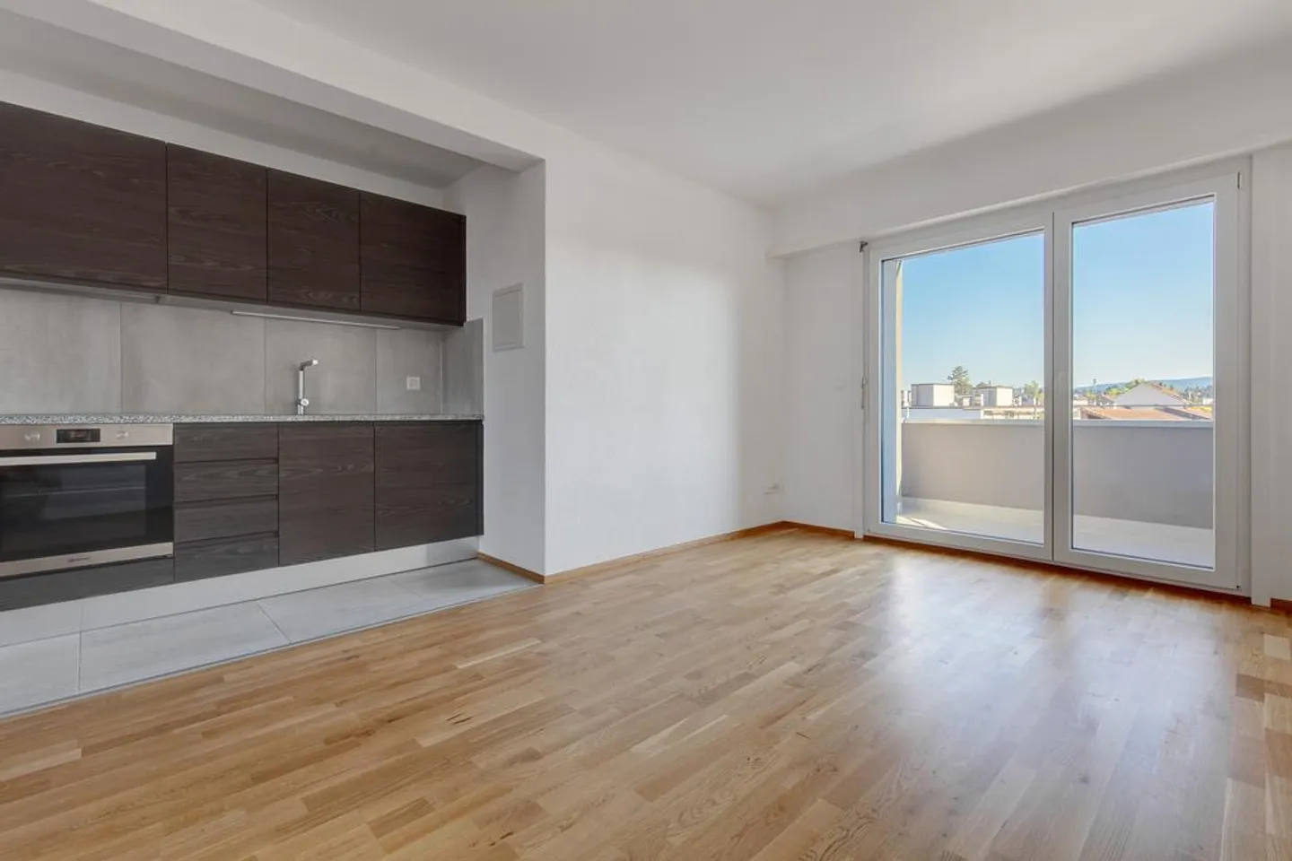 Appartement moderne 2,5 pièces - Photo 2 sur 4