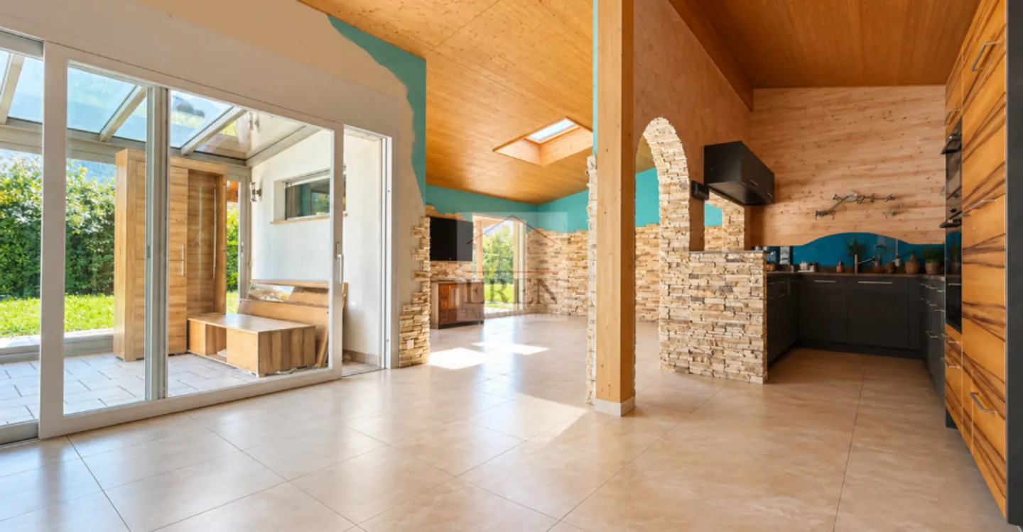 Wunderschöne und geräumige Familienvilla mit 4,5 Zimmern in Fully - Foto 1 von 11