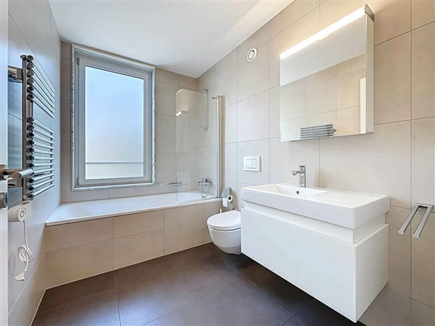 3.5 Room Apartment Near the City Center - Photo 5 of 10