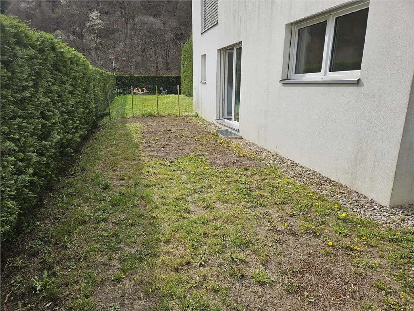 Erdgeschosswohnung mit Garten - Foto 4 von 11