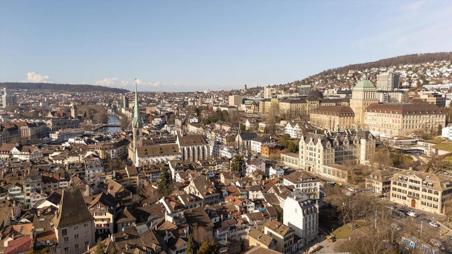Historisches Stadthaus in Zürich - Foto 1 von 7