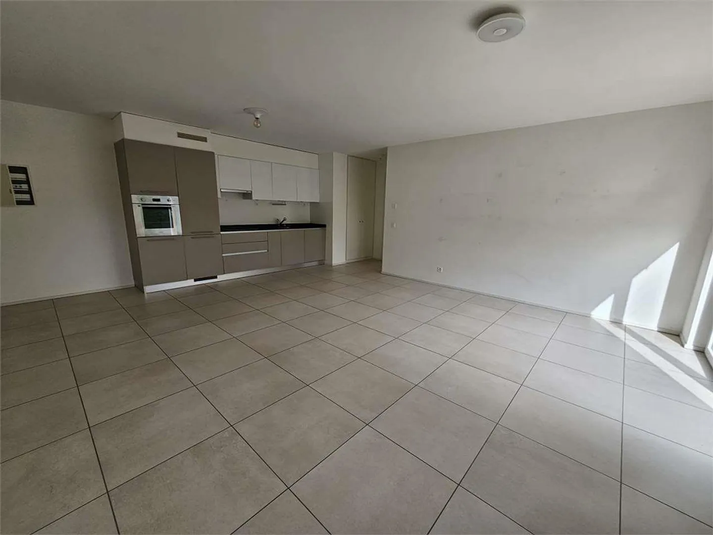 Erdgeschosswohnung mit Garten - Foto 6 von 11