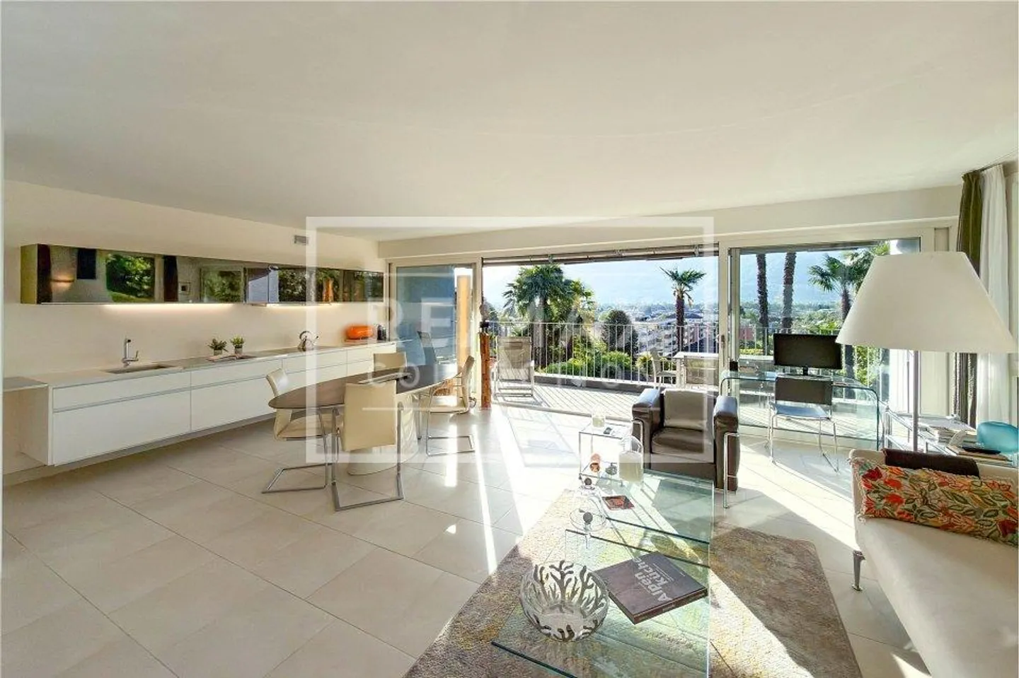 Central but very quiet 3.5-room apartment in Ascona - Photo 4 of 13