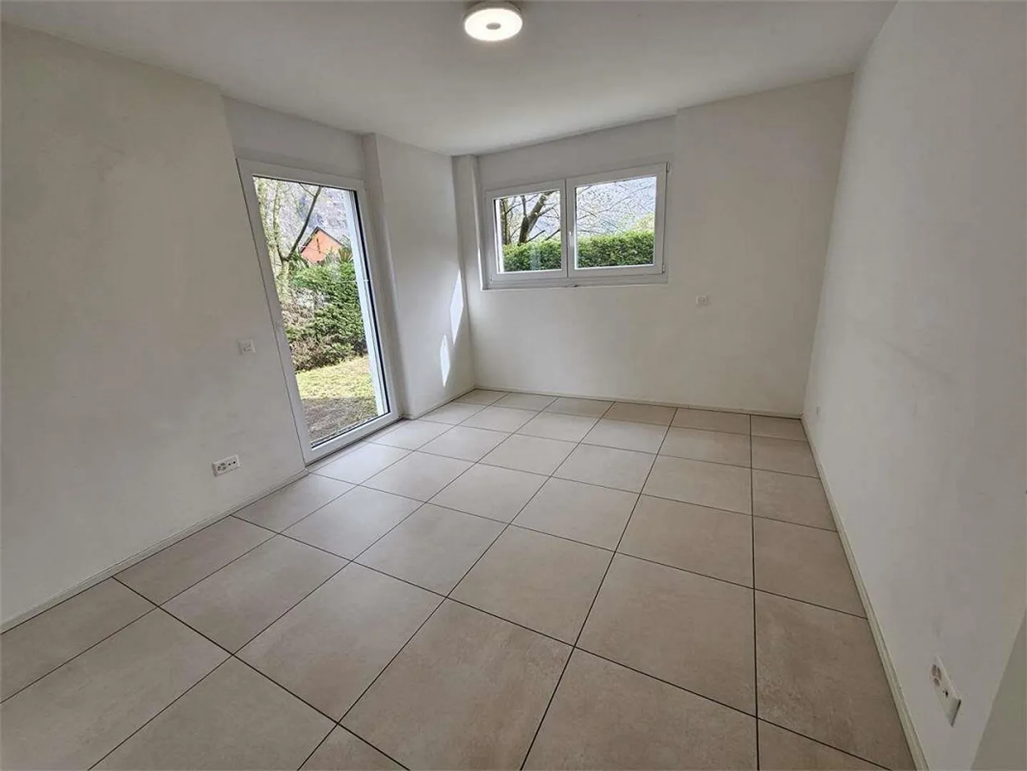 Erdgeschosswohnung mit Garten - Foto 11 von 11