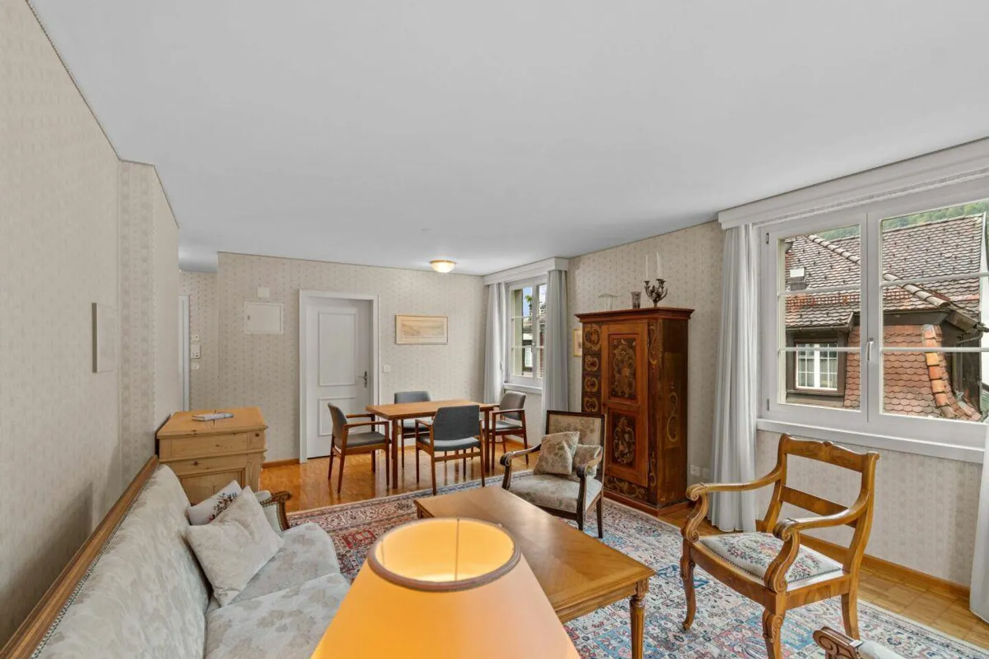 flexibel nutzbare 5-Zimmer-Wohnung mit einem Tiefgaragenplatz mitte... - Foto 4 von 23