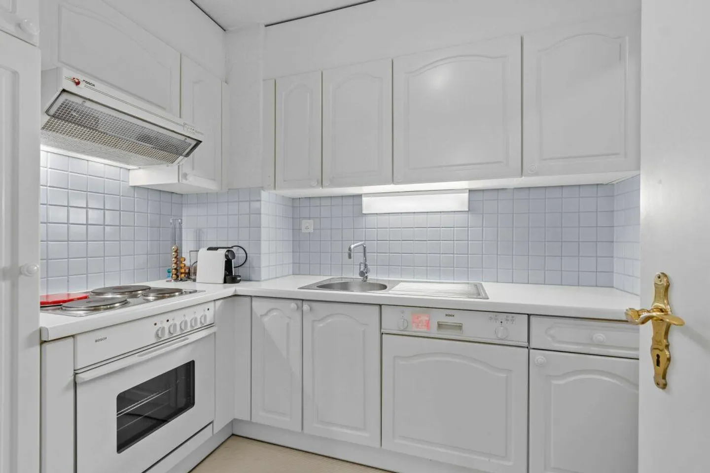 flexibel nutzbare 5-Zimmer-Wohnung mit einem Tiefgaragenplatz mitte... - Foto 12 von 23