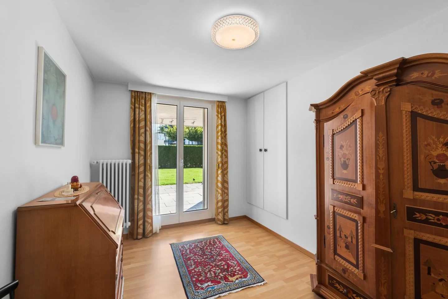 Charming 5 1/2-Room Corner House in Bungalow Style in Preferred Residential Area - Photo 19 of 27