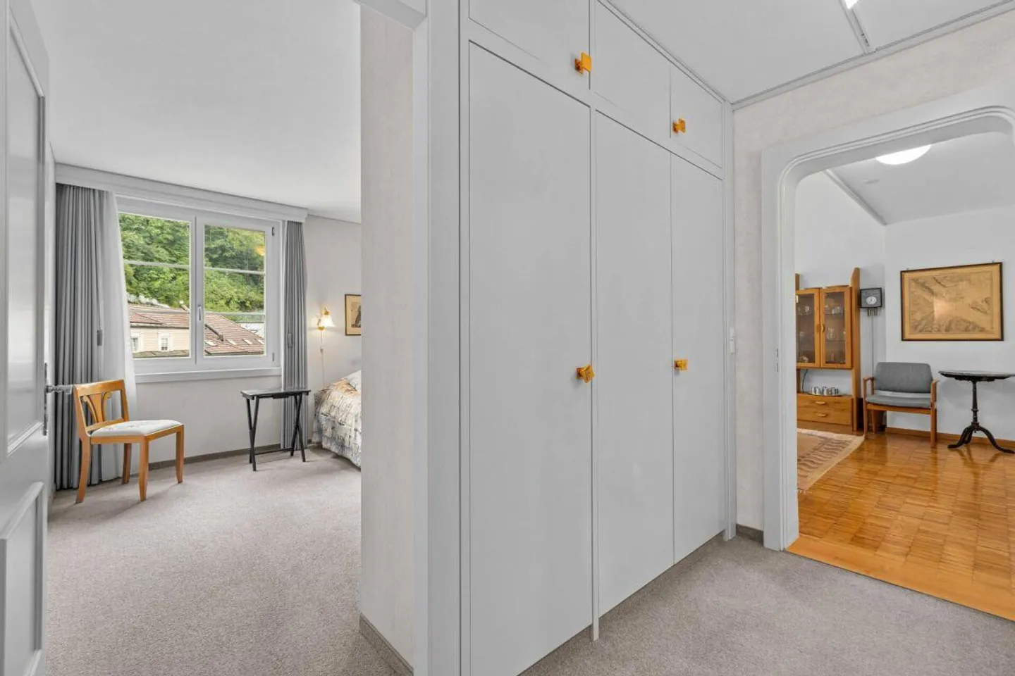 flexibel nutzbare 5-Zimmer-Wohnung mit einem Tiefgaragenplatz mitte... - Foto 7 von 23