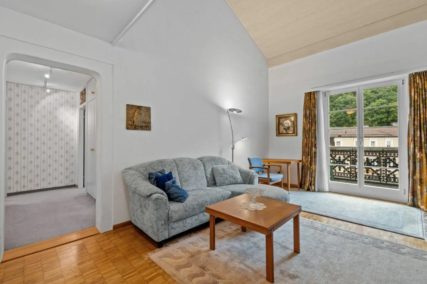 flexibel nutzbare 5-Zimmer-Wohnung mit einem Tiefgaragenplatz mitte... - Foto 11 von 23