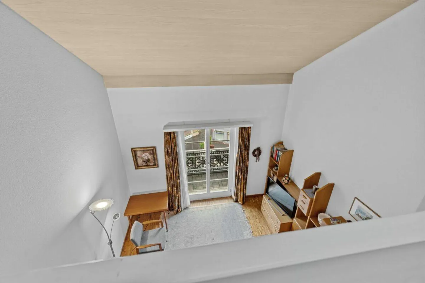 flexibel nutzbare 5-Zimmer-Wohnung mit einem Tiefgaragenplatz mitte... - Foto 18 von 23