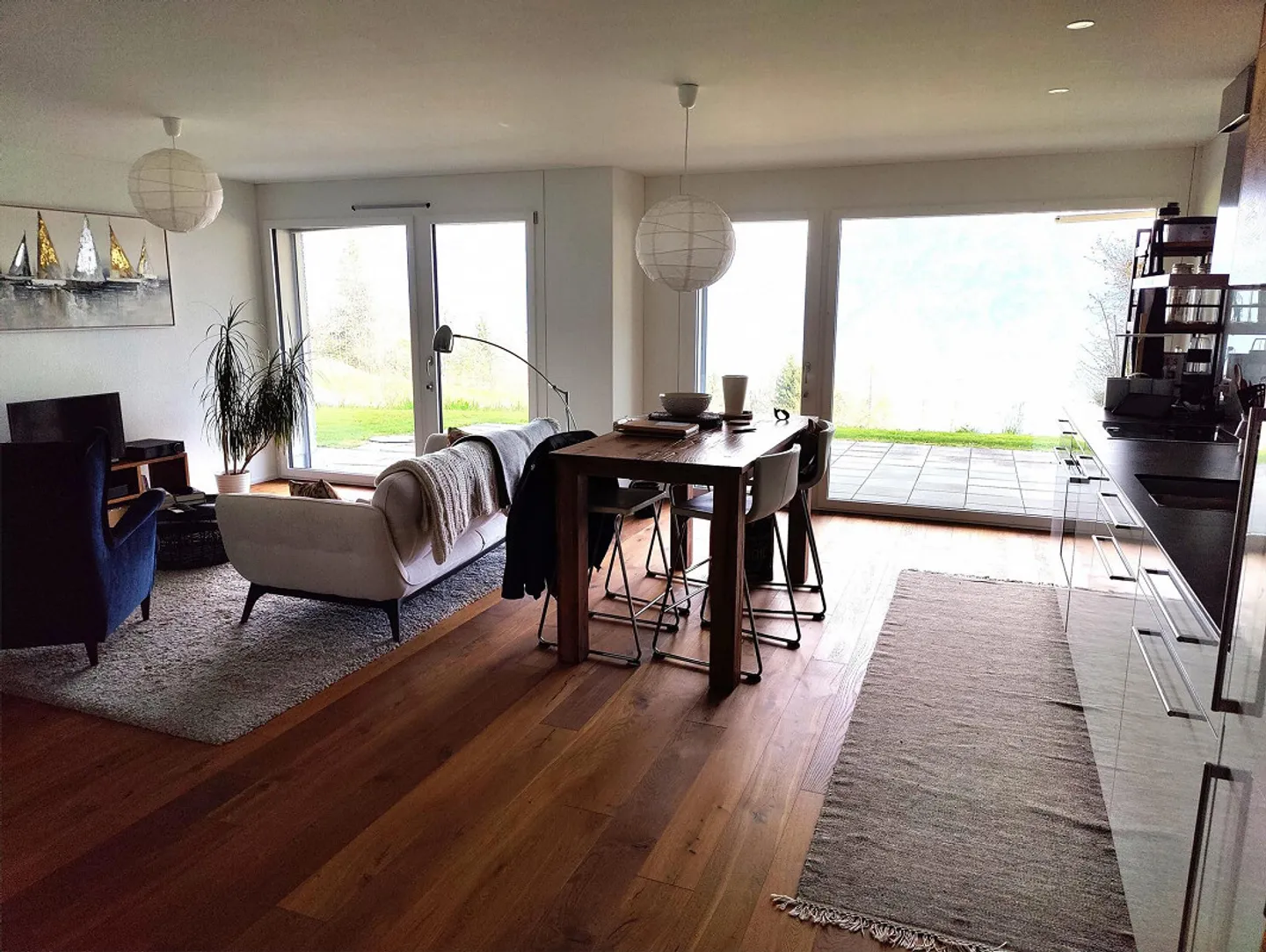 3.5-Room Apartment - Photo 2 of 9