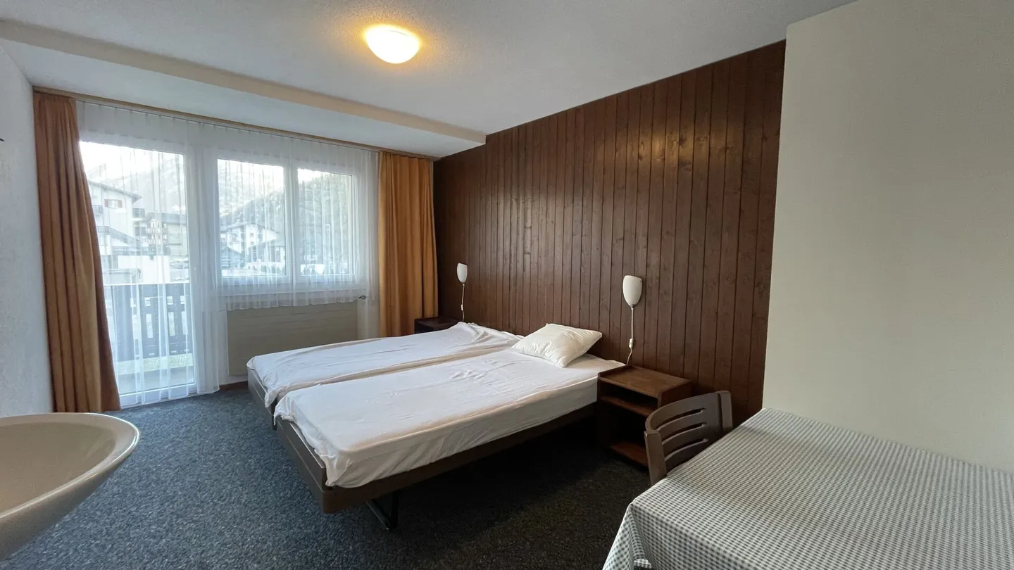 Alba large 4.5 room apartment - Photo 6 of 12