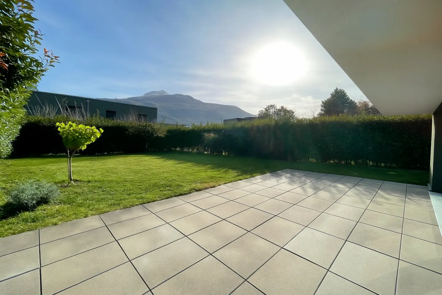 Angrenzende Villa mit 5 Zimmern in Vétroz - Foto 3 von 20