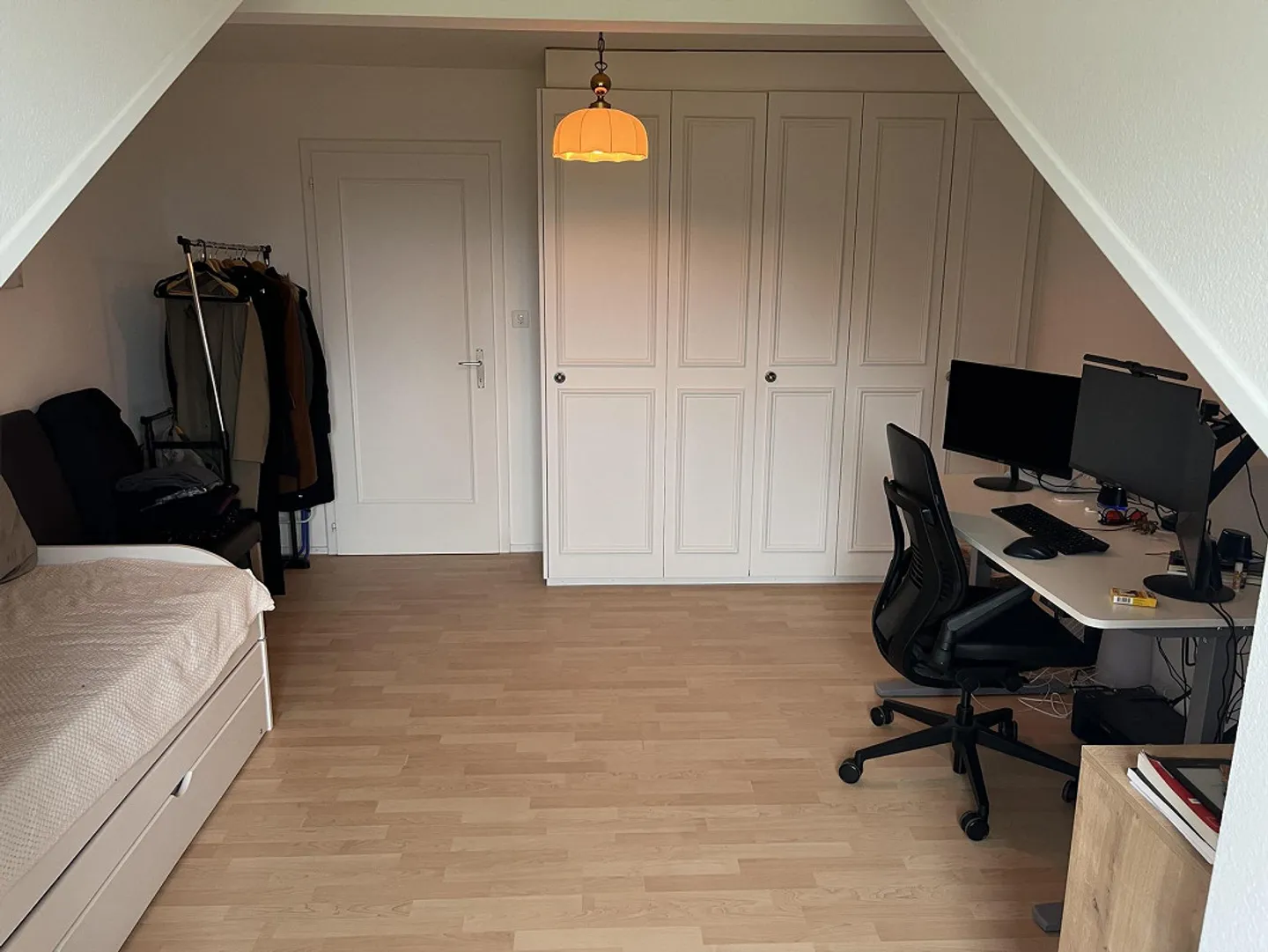 Geräumige 4,5-Zimmer-Wohnung mit atemberaubendem Seeblick - Foto 13 von 17