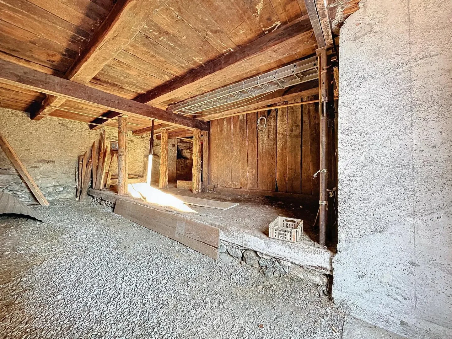 Mixed-use building 9.5 rooms - Photo 13 of 13