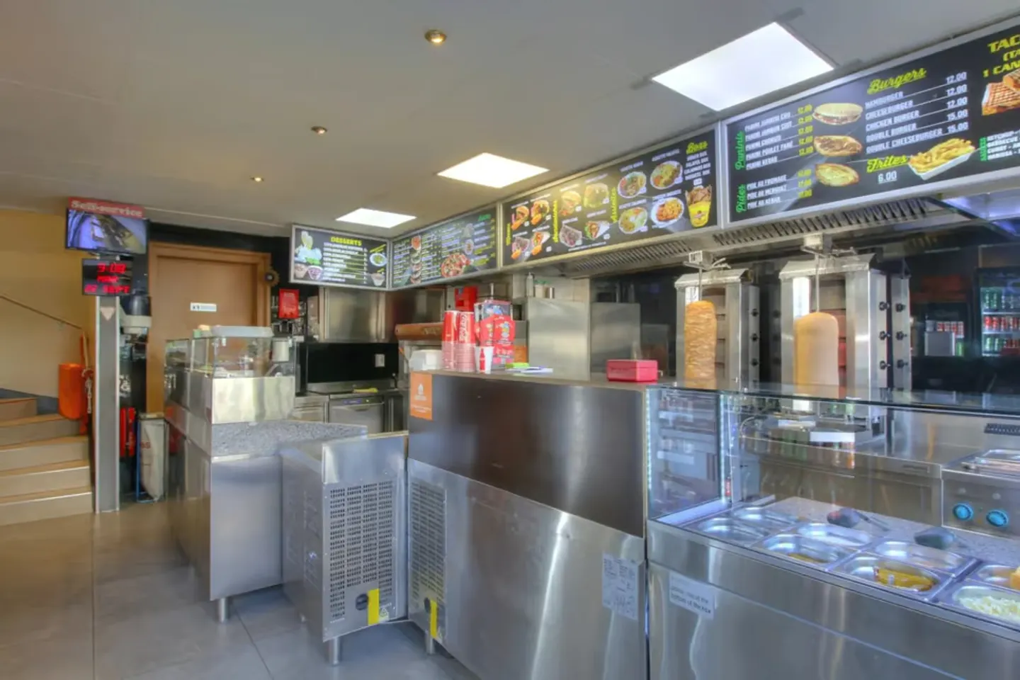 Business for Sale: Kebab, Pizza, Tacos in Downtown Monthey - Photo 7 of 13