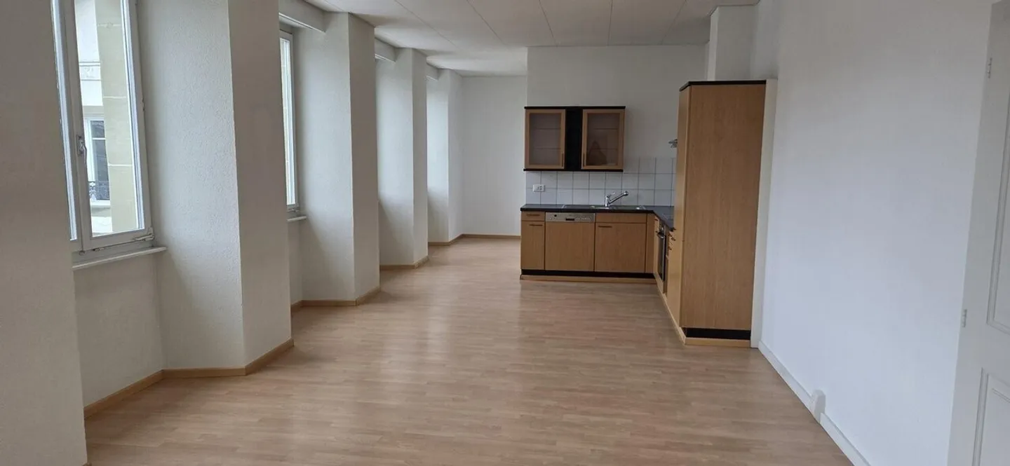 Appartement de 2.5 pièces dans le quartier du Bourg - Photo 3 sur 5