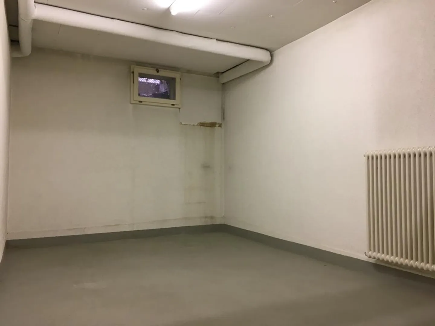 Stanza per hobby centrale disponibile fino al 31 marzo 2026 - Foto 2 di 3