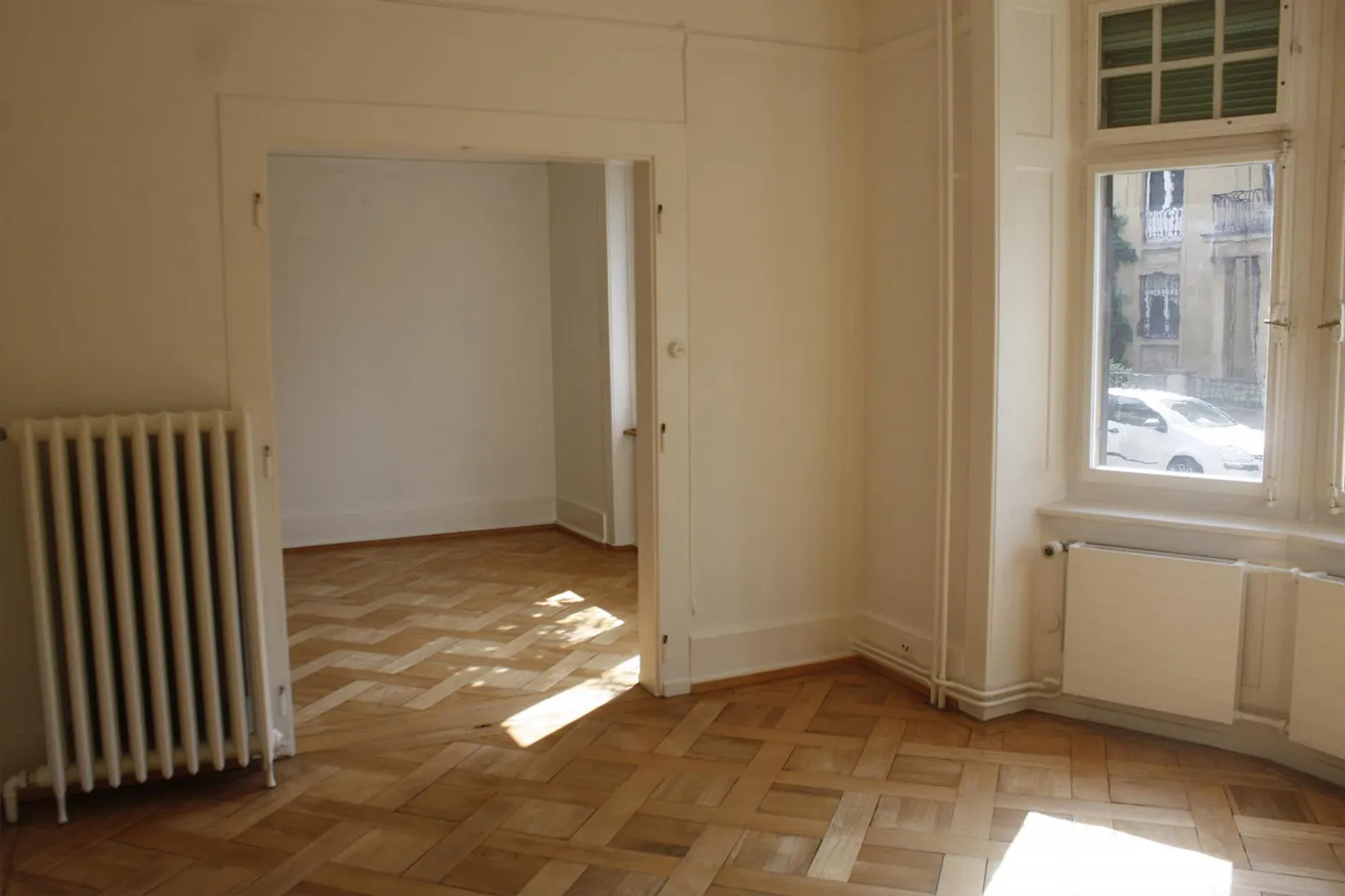 Stilvolle Wohnung in Biel - Foto 3 von 16