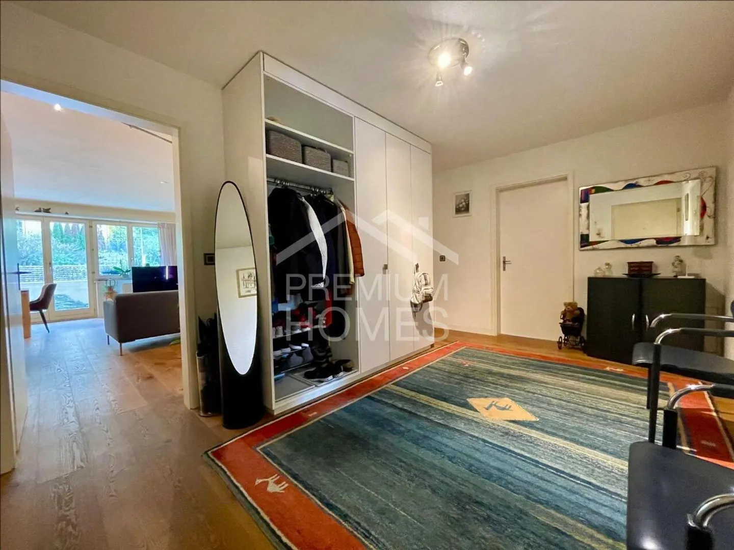 Spacious apartment with hobby room - Photo 6 of 9