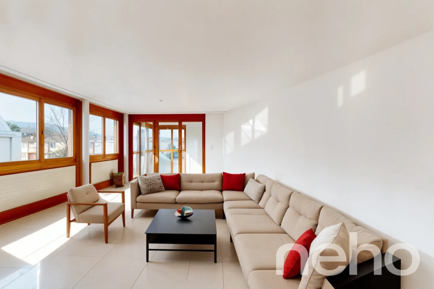Stilvolle 4-Zimmerwohnung mit Wintergarten und Schwedenofen - Foto 2 von 13