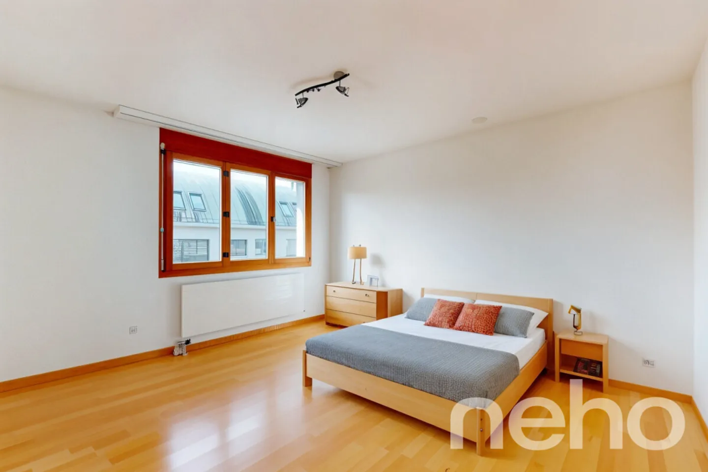Stilvolle 4-Zimmerwohnung mit Wintergarten und Schwedenofen - Foto 4 von 13
