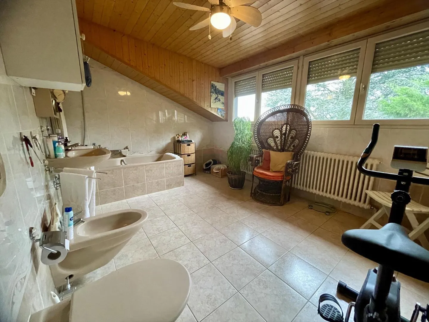 House with 5 rooms for renovation - Photo 7 of 9