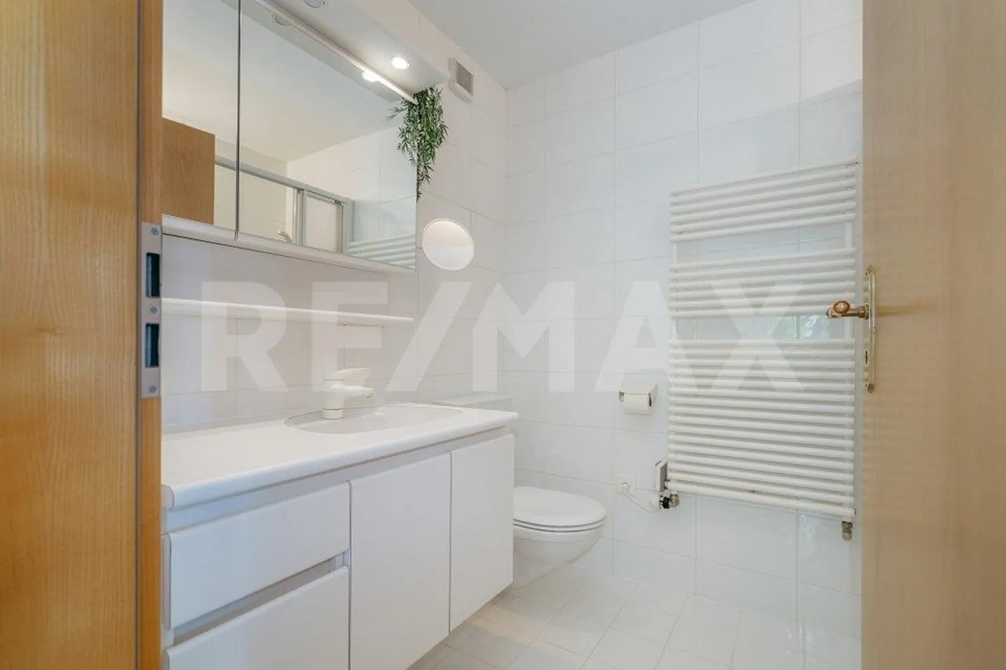 Appartement en duplex exclusif de 6,5 pièces sur trois étages avec bien-être... - Photo 4 sur 13