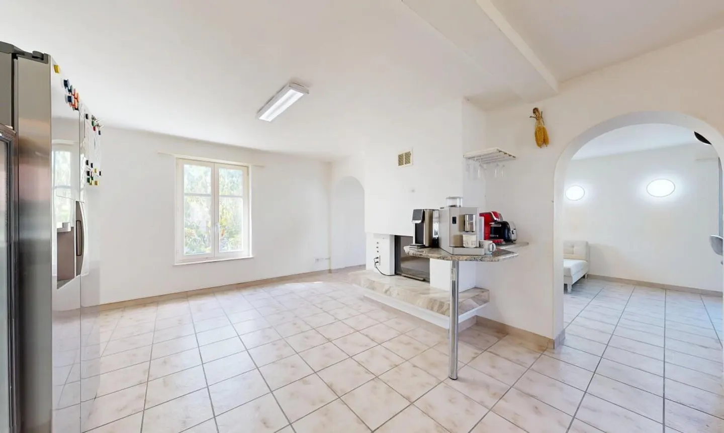 Charming 5.5 Room Single-Family House with Additional Spaces - Photo 4 of 11