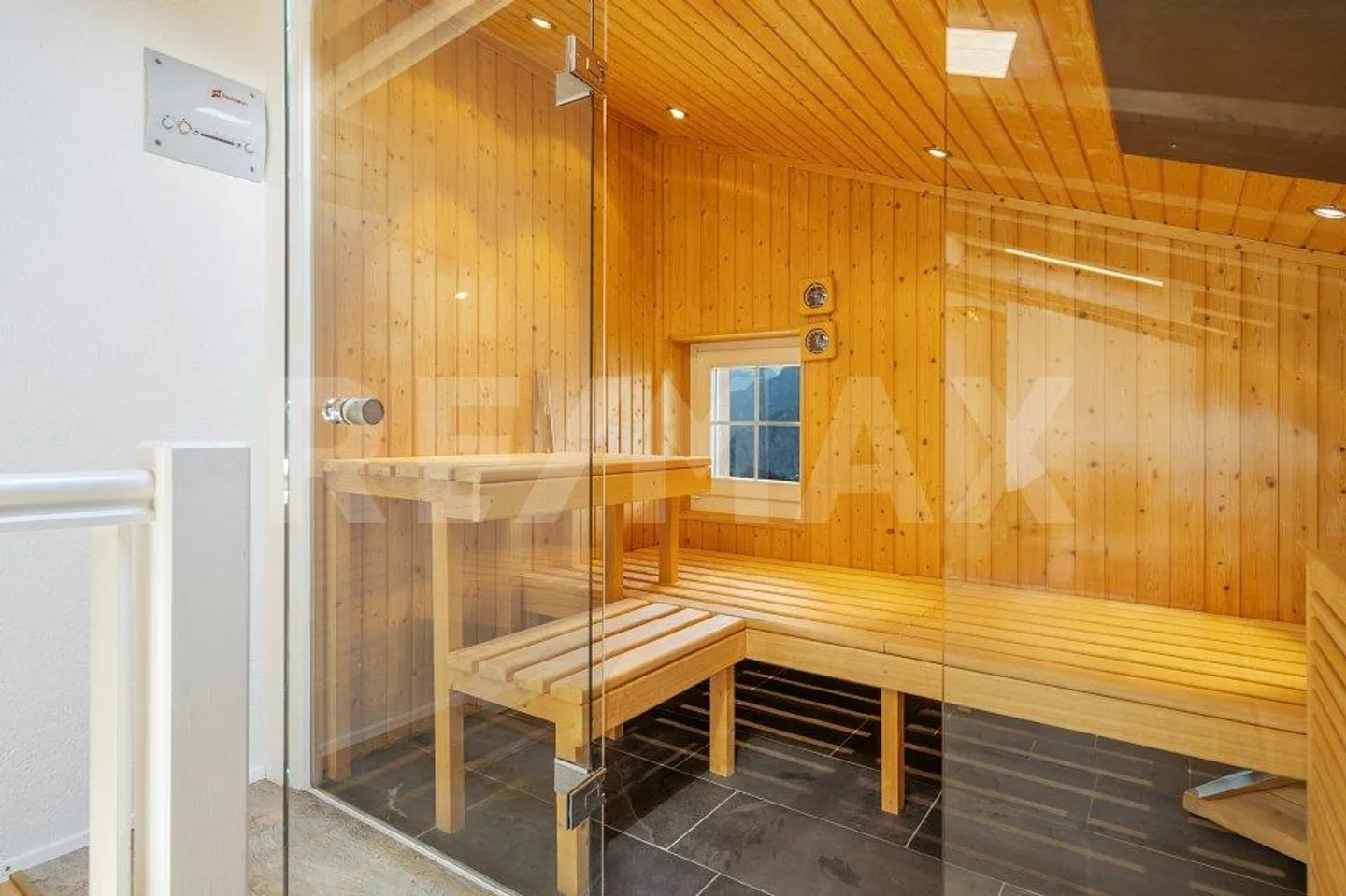Appartement en duplex exclusif de 6,5 pièces sur trois étages avec bien-être... - Photo 12 sur 13