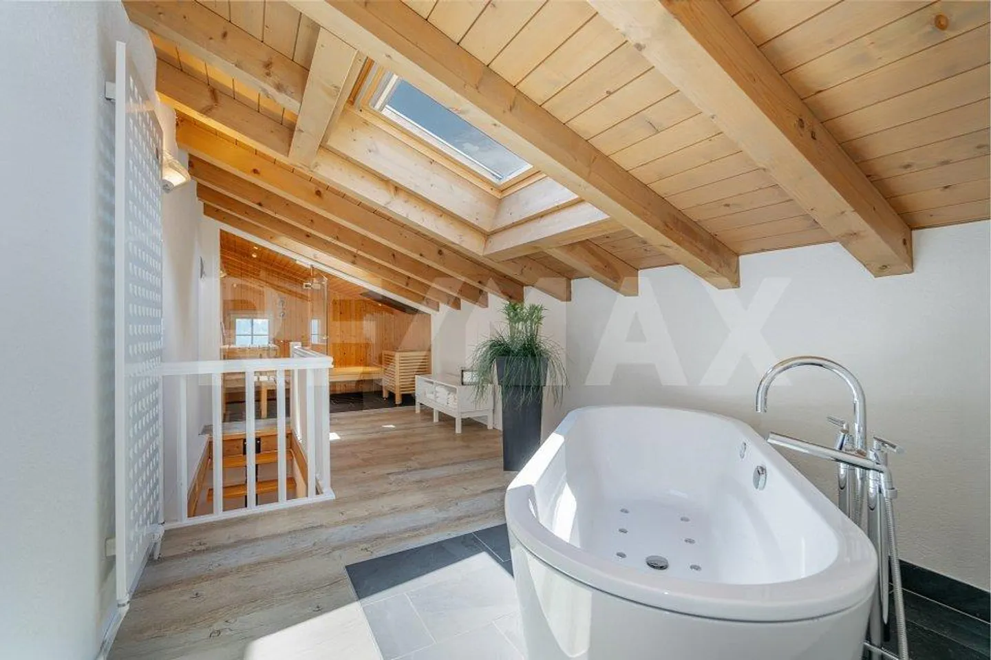Appartement en duplex exclusif de 6,5 pièces sur trois étages avec bien-être... - Photo 11 sur 13