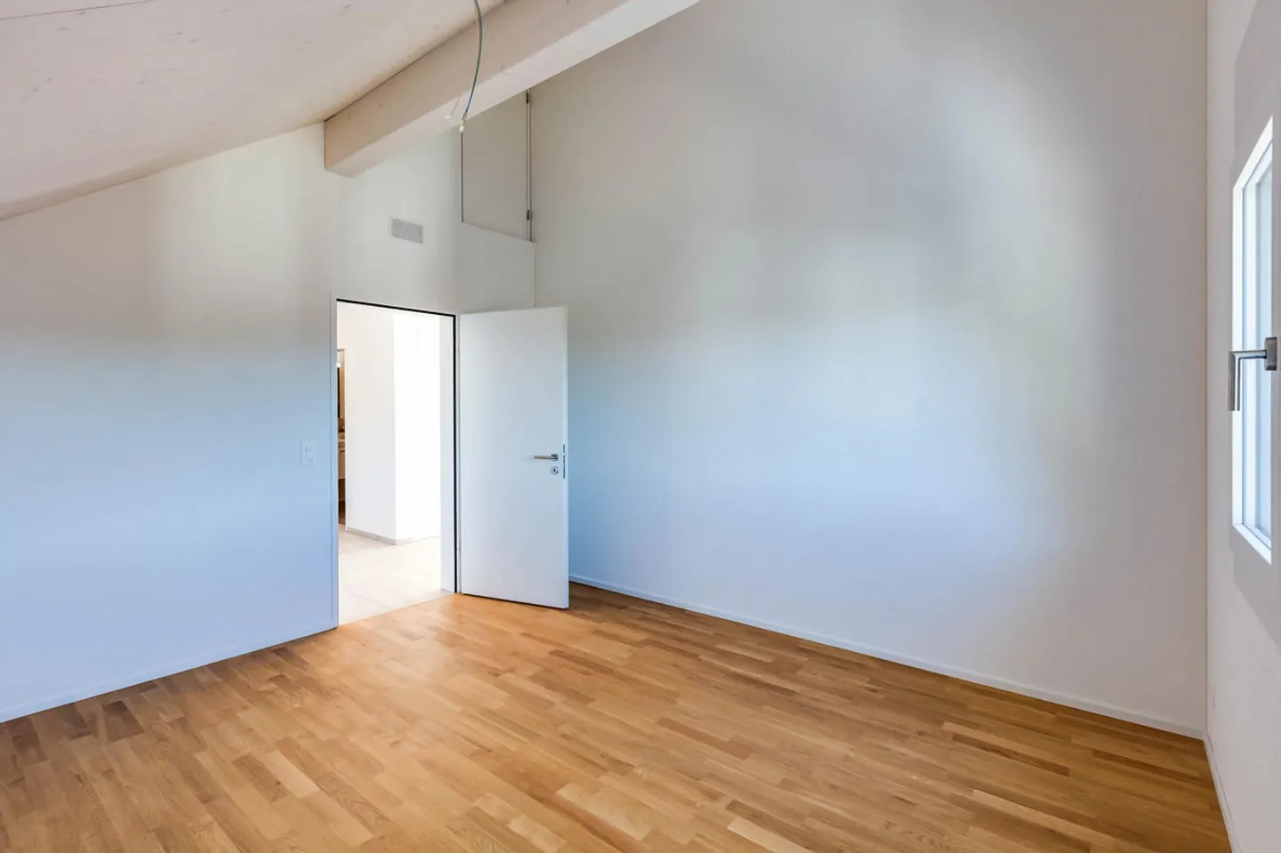 Appartement penthouse exclusif de 2,5 pièces à Grossdietwil - Photo 7 sur 9