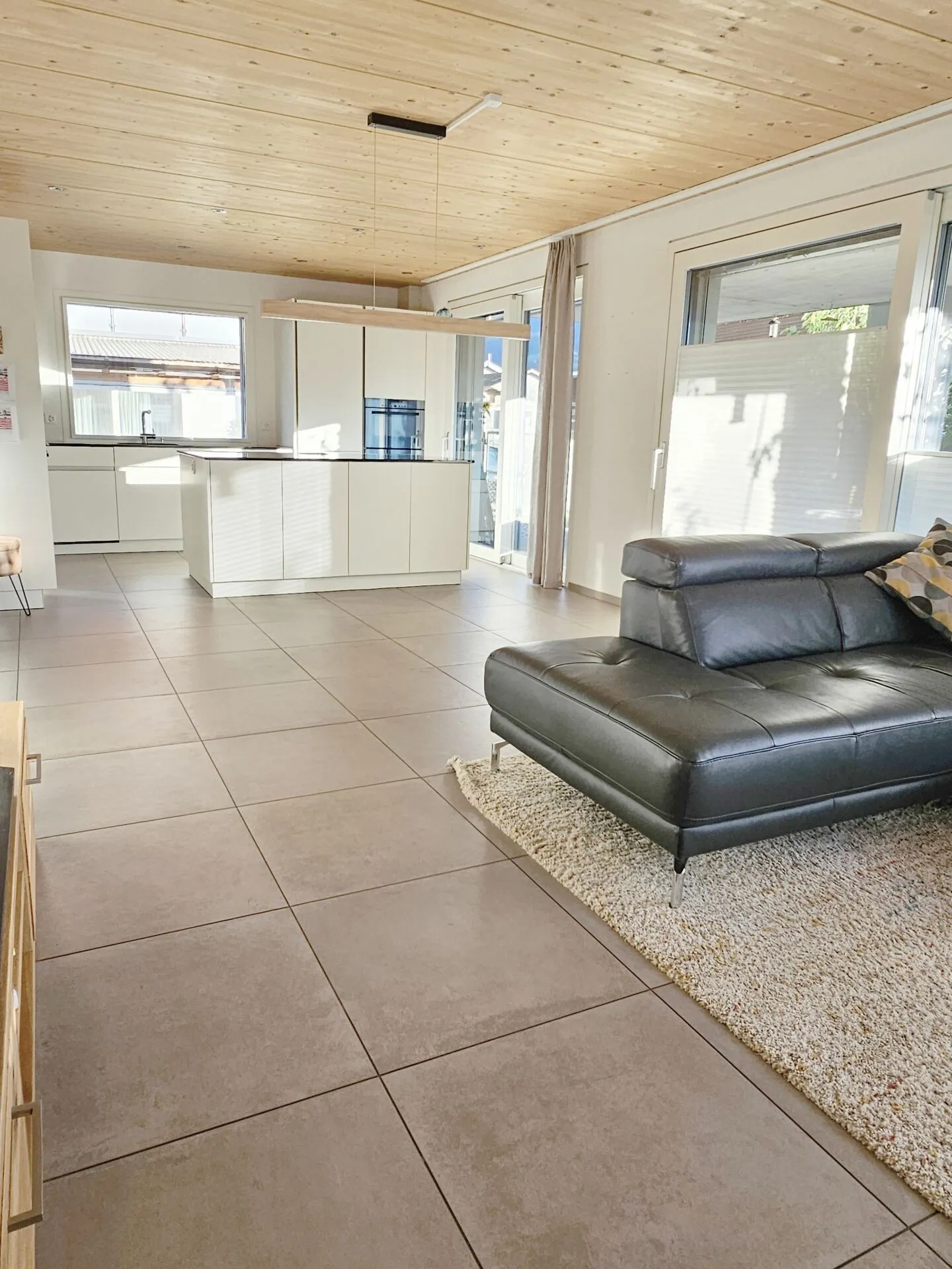 Spacious, nearly new and modern single-family house for rent in Berschis - Photo 7 of 16