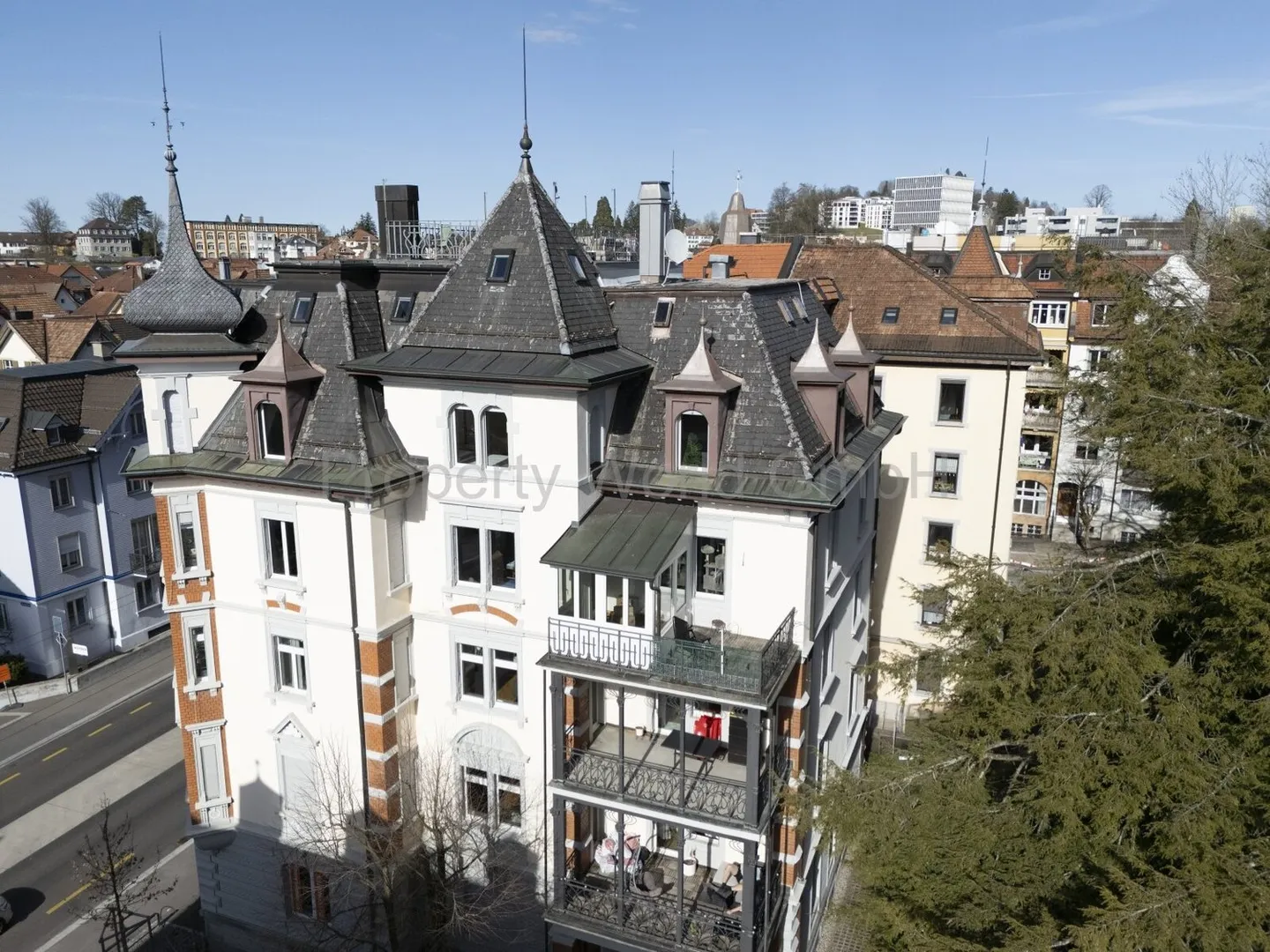 Suche sympathische Familie, Paar oder WG für meine wunderschönen Räum - Foto 1 von 13