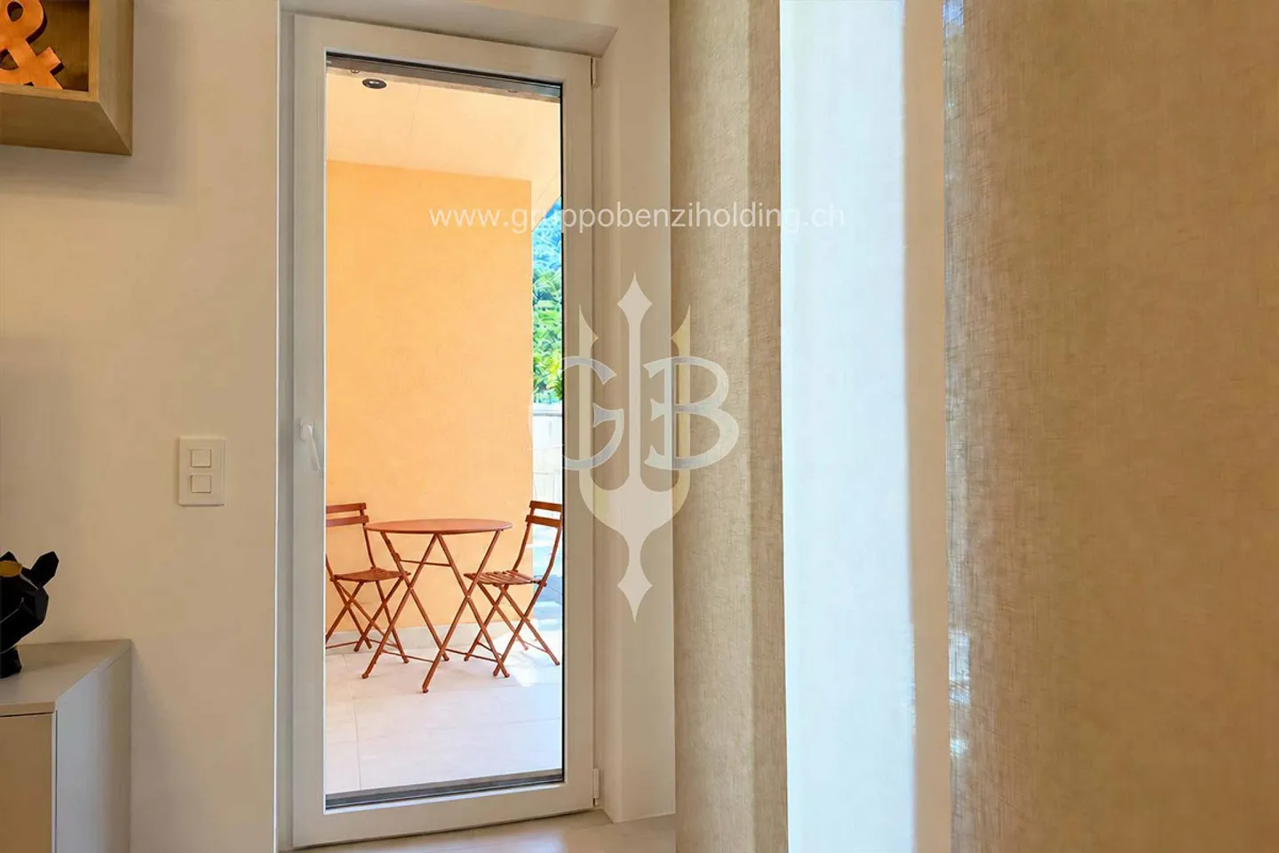 DIRECTLY FROM THE PROMOTER - Giubiasco - 1.5 rooms with garden - Photo 14 of 17