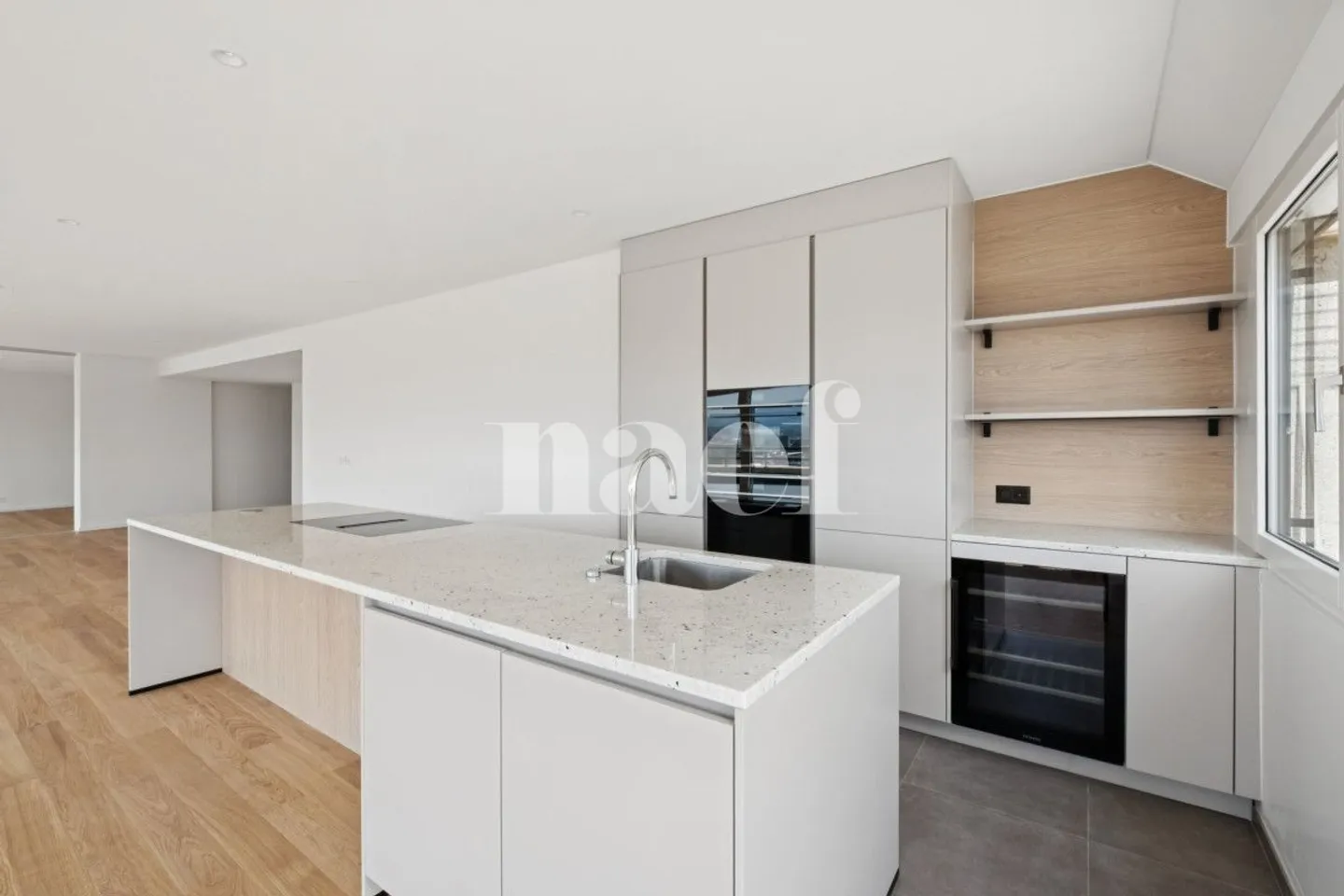 6-Zimmer-Wohnung - Foto 2 von 12