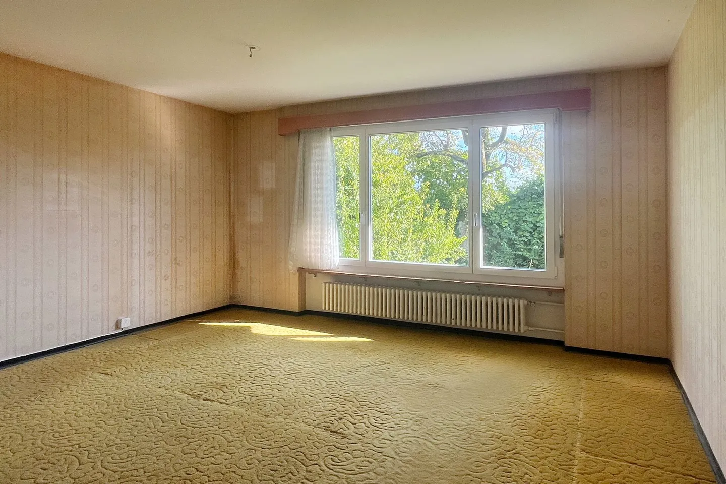Einfamilienhaus mit Garten in einem ruhigen Quartier - Foto 6 di 12