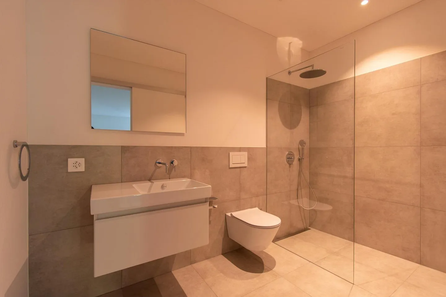 Première location appartement exclusif de 3.5 pièces sur le Rosenberg - Photo 11 sur 13