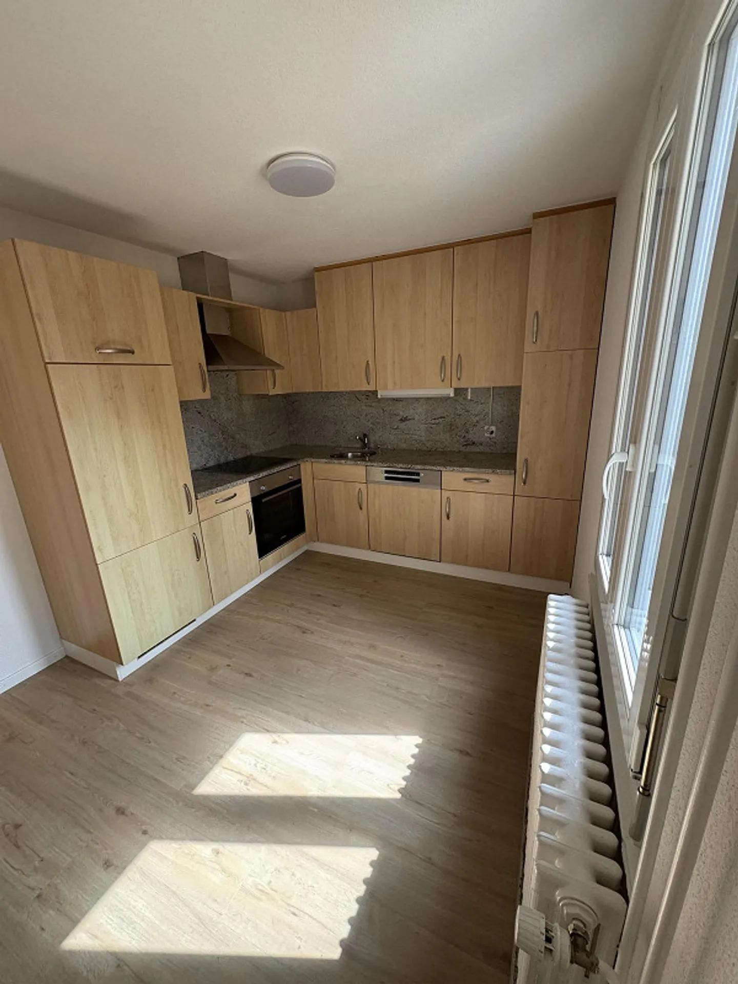 Charmante Renovierte Wohnung - Foto 1 von 15