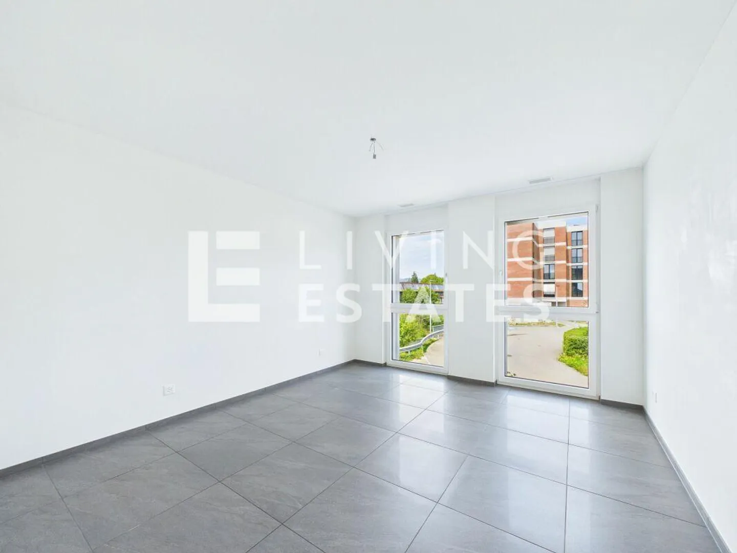UN FOYER AVEC DE L'ESPACE POUR LE SPÉCIAL - Photo 10 sur 20
