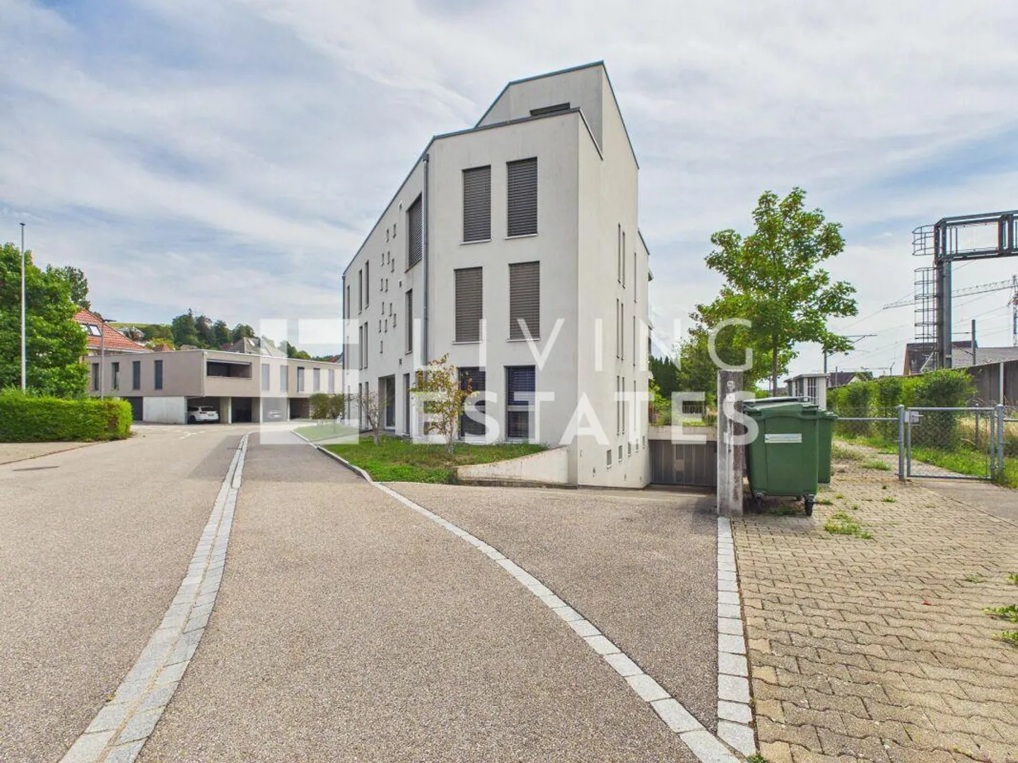 UN FOYER AVEC DE L'ESPACE POUR LE SPÉCIAL - Photo 16 sur 20