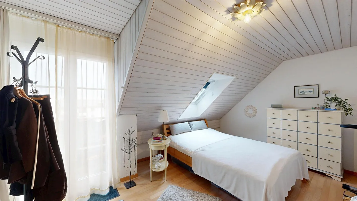 Home begins here - Photo 3 of 8