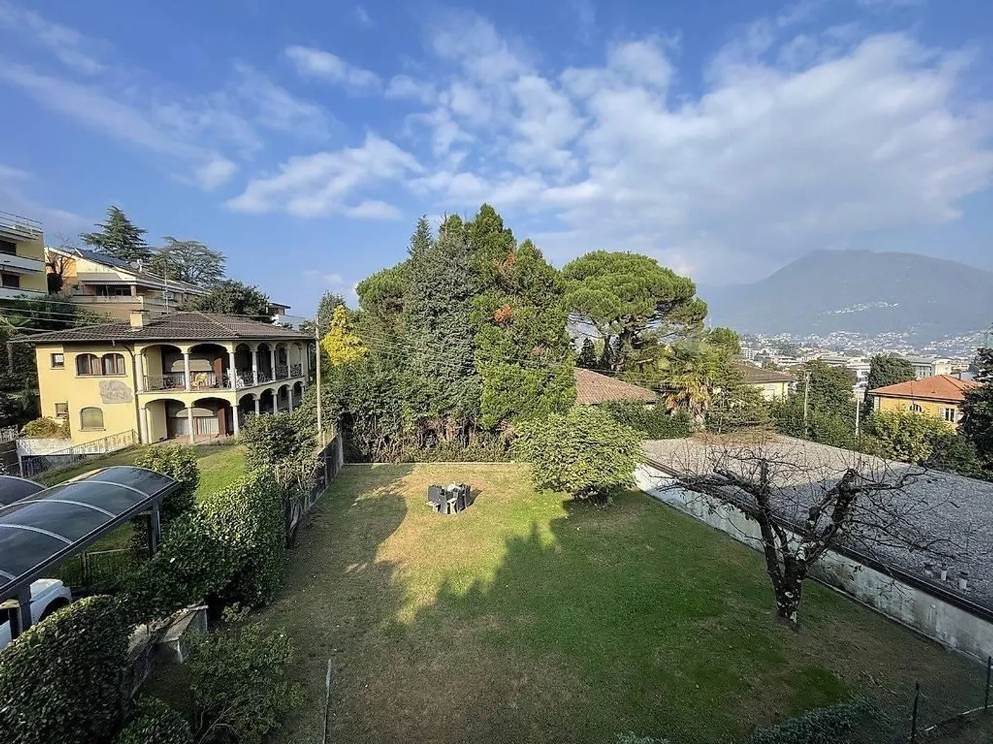 Modernes Apartment mit Terrasse - Foto 12 von 13