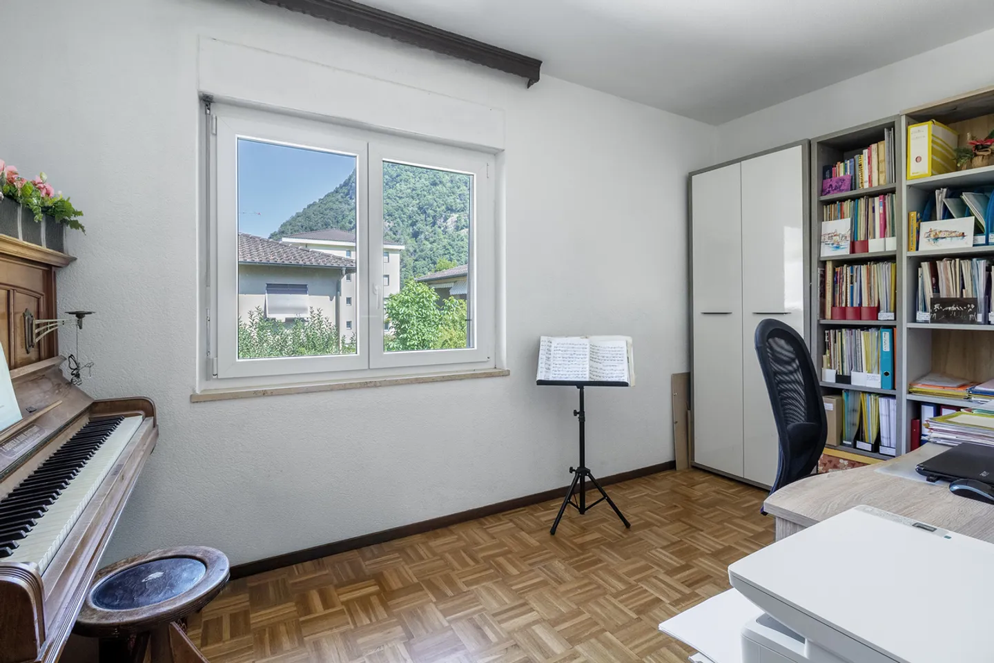 Apartment in a two-family house with garden - Photo 7 of 13