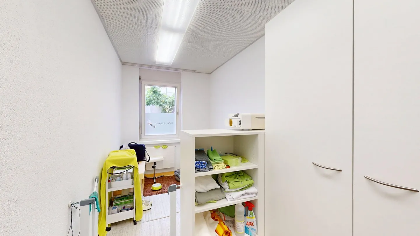 Attractive Office Space in Eschenbach LU - Photo 3 of 9