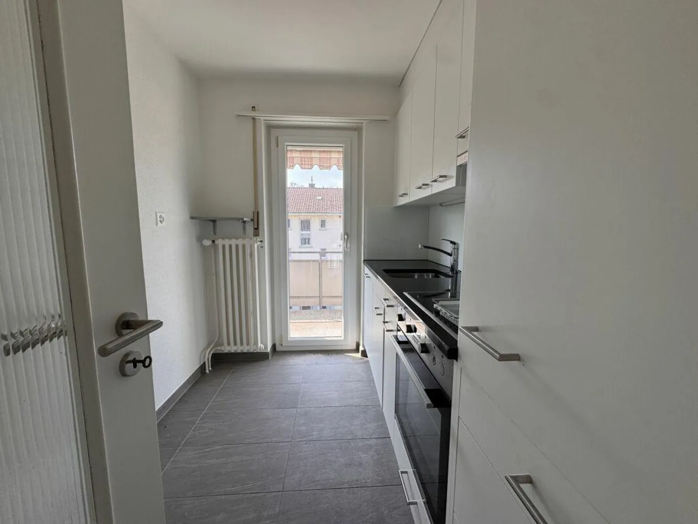 Appartamento attraente con 2,0 stanze a Schönenwerd - Foto 2 di 8